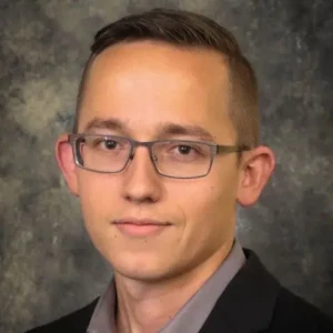 Andrew Martinussen - headshot