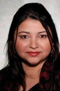 Aisha Afshar - headshot